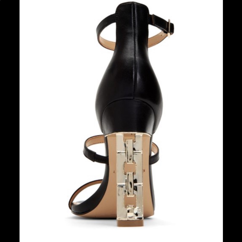 Katy Perry Black The Vilan Leather Pumps
